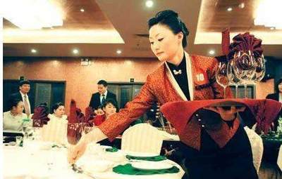 優(yōu)質服務是怎樣煉成的——餐飲服務篇